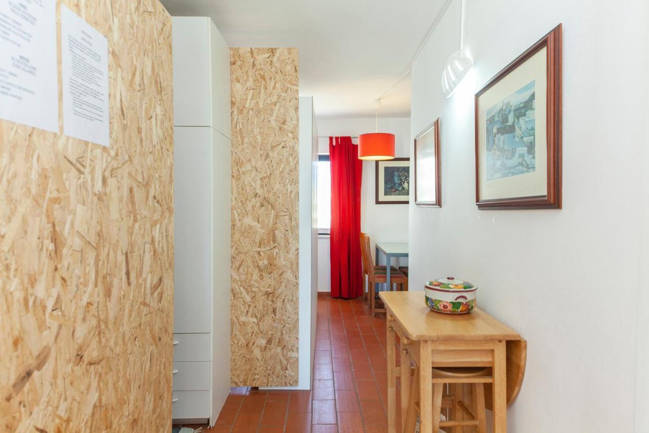B12 - Pool And Sun Apartment Lagos Luaran gambar